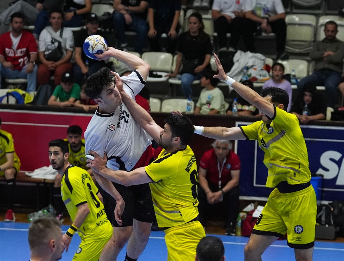 Hentbol HDI Sigorta Türkiye Kupası Erkekler Finali’nde Beykoz Belediyesi ile Beşiktaş takımları...