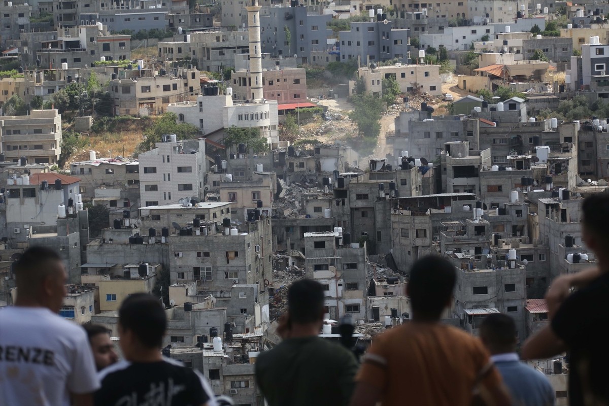 İsrail ordusunun, işgal altındaki Batı Şeria'nın kuzeyinde yer alan Nur Şems Mülteci Kampı'nda...