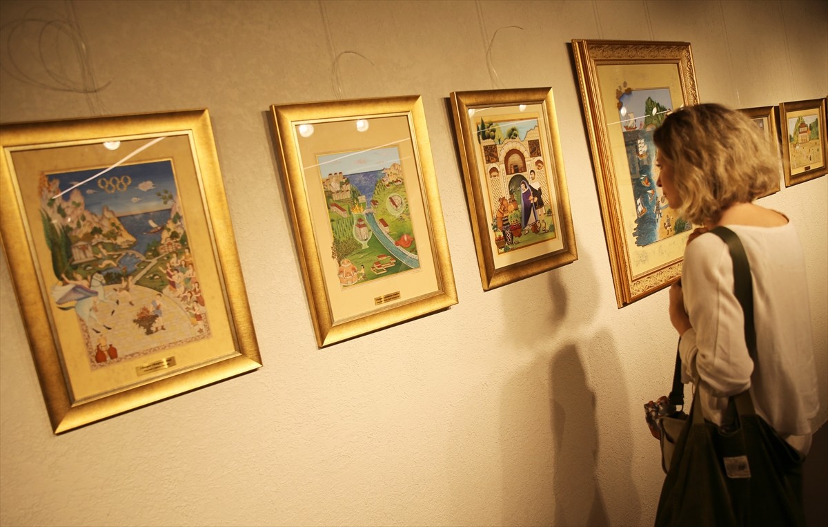 İzmir Kültür Sanat Fabrikası, geleneksel sanatların ustalarını ve özgün eserlerini bir araya...