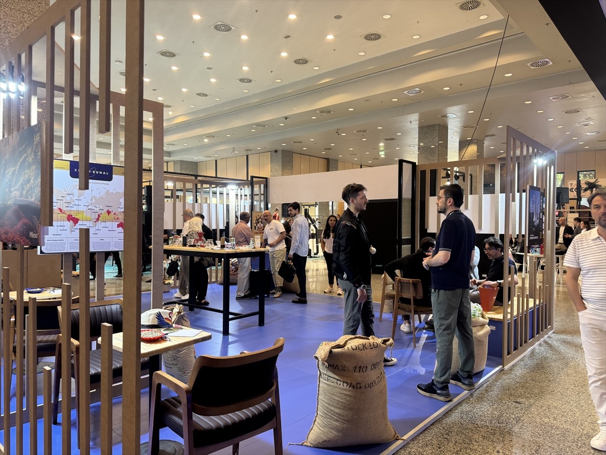 Kahve tutkunlarını ve sektör profesyonellerini bir araya getiren "7. Coffex İstanbul" fuarı, Lütfi...