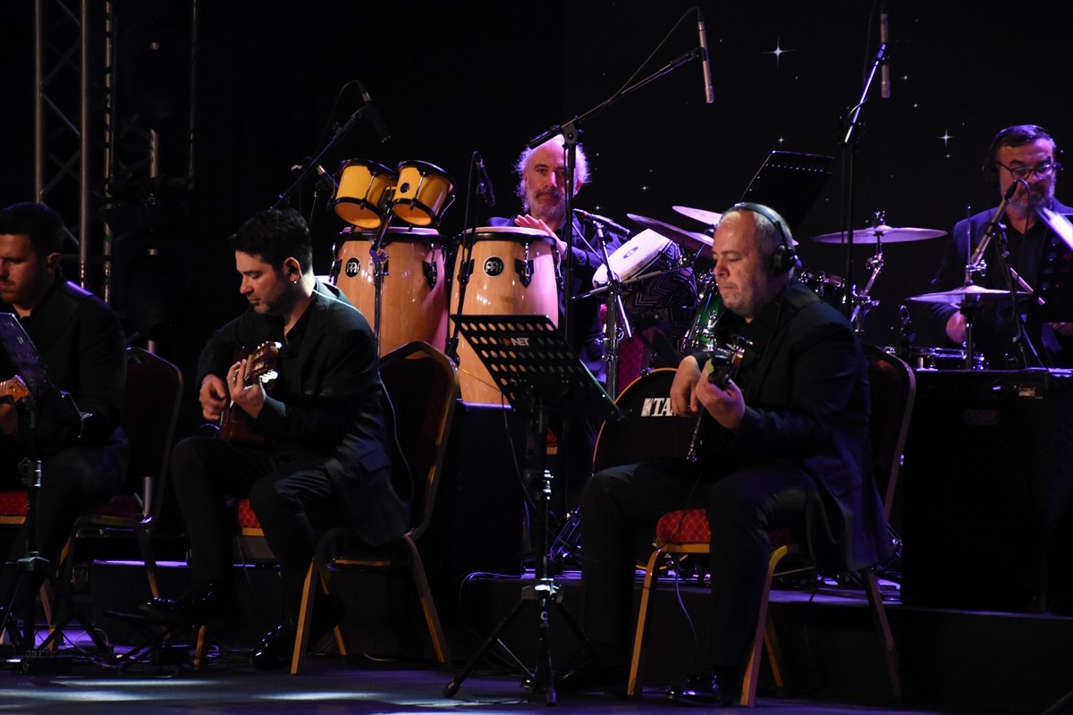 Karaman'da, 748. Türk Dil Bayramı ve Yunus Emre'yi Anma Etkinlikleri kapsamında, İstanbul Devlet...