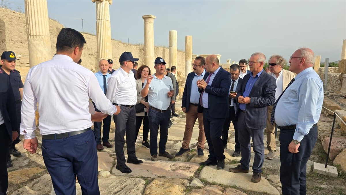 Kültür ve Turizm Bakan Yardımcısı Gökhan Yazgı, Hierapolis, Laodikya ve Tripolis antik kentlerinde...