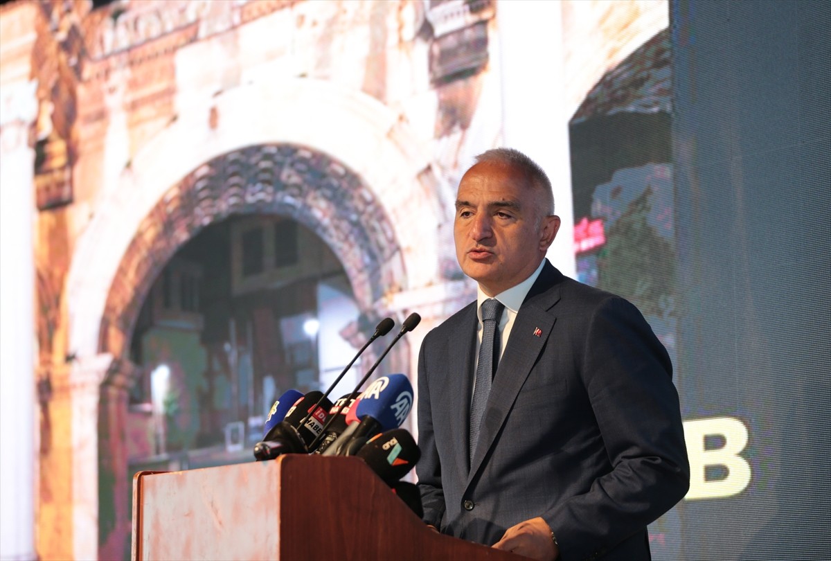 Kültür ve Turizm Bakanı Mehmet Nuri Ersoy, Antalya'da Akdeniz Turistik Otelciler ve İşletmeciler...