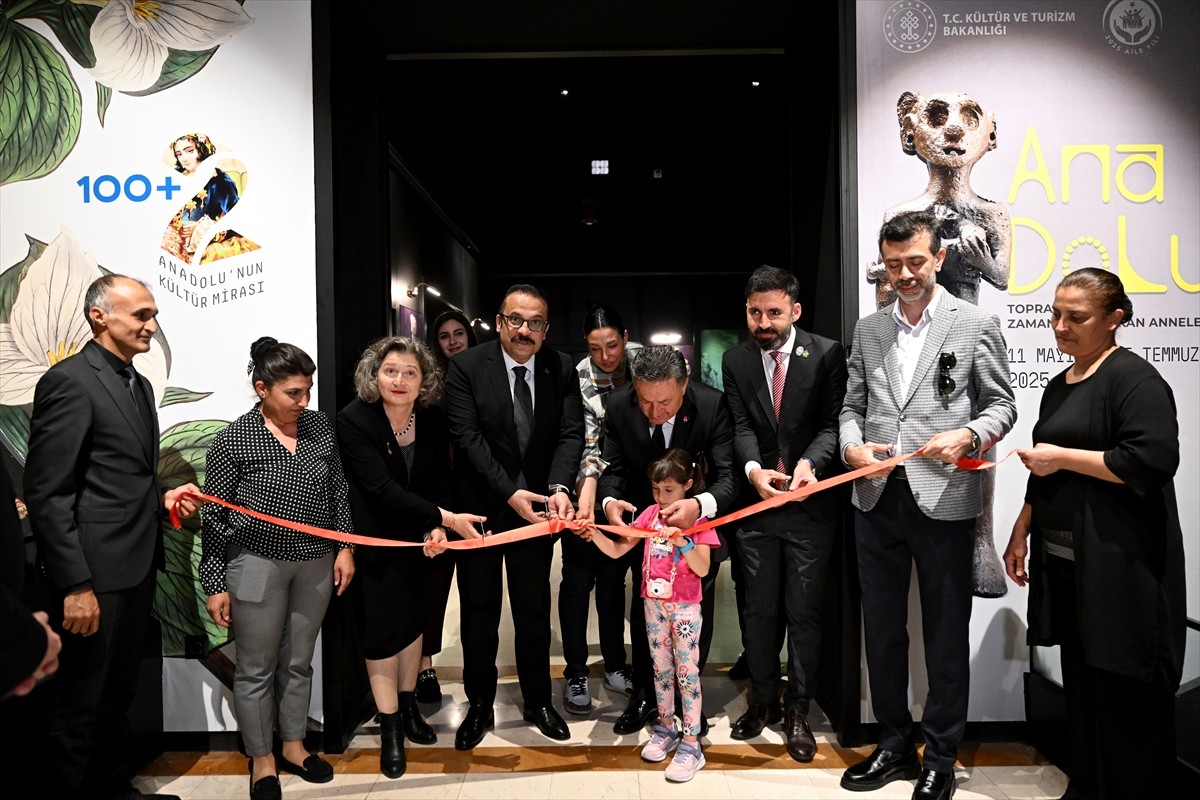 Kültür ve Turizm Bakanlığının öncülüğünde Ankara Etnografya Müzesi'nde hazırlanan "Anadolu:...