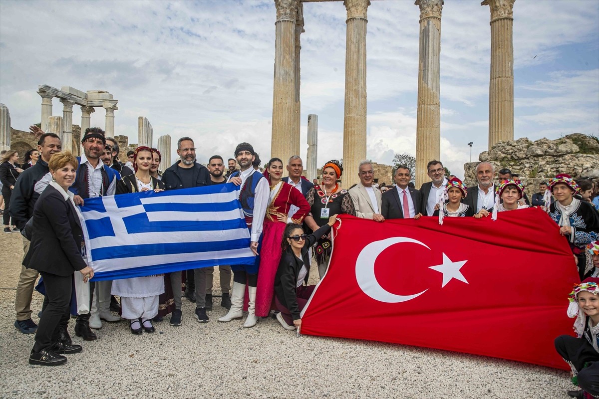 Manavgat Belediyesi, 24-26 Nisan tarihlerinde Side Antik Kenti'nde düzenlenen "Uluslararası...
