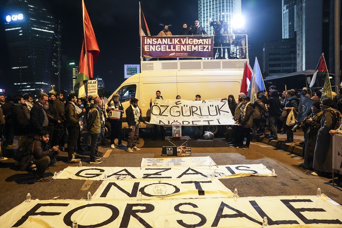 Mavi Marmara Özgürlük ve Dayanışma Derneği üyeleri, Özgürlük Filosu Koalisyonunun (Freedom...