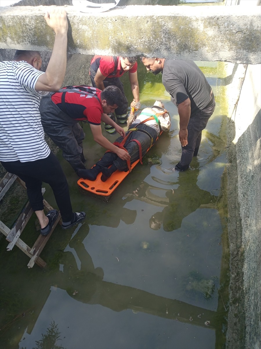 Mersin'in Toroslar ilçesinde sulama kanalına düşen kişi itfaiye ekiplerince kurtarıldı.