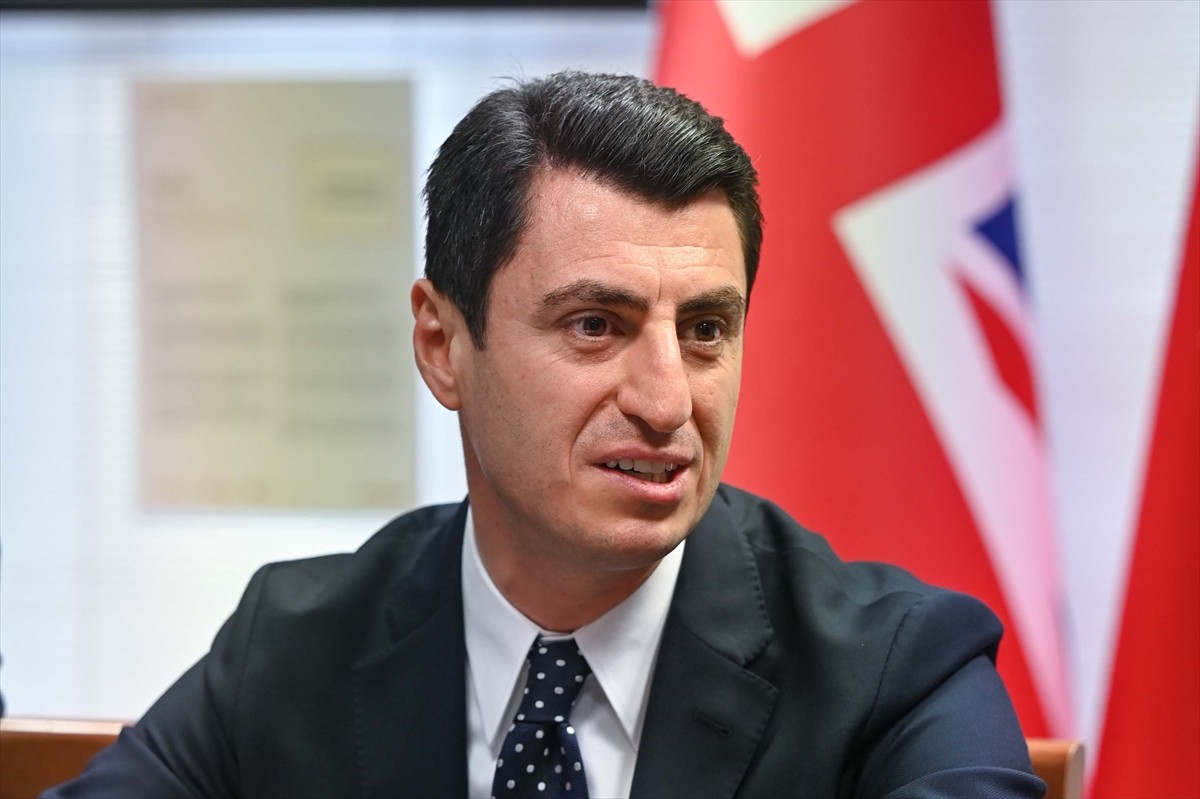  Milli Eğitim Bakan Yardımcısı Bilal Macit, İngiltere'de Londra Yunus Emre Enstitüsü (YEE)...