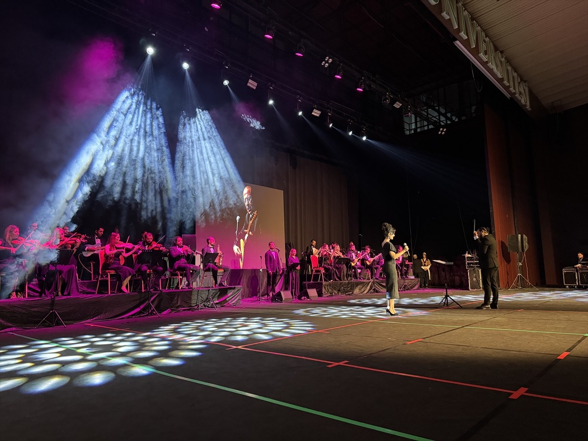 Milli Eğitim Bakanlığı Ortaöğretim Genel Müdürlüğünce geçen yıl hayata geçirilen Maarif Orkestrası...