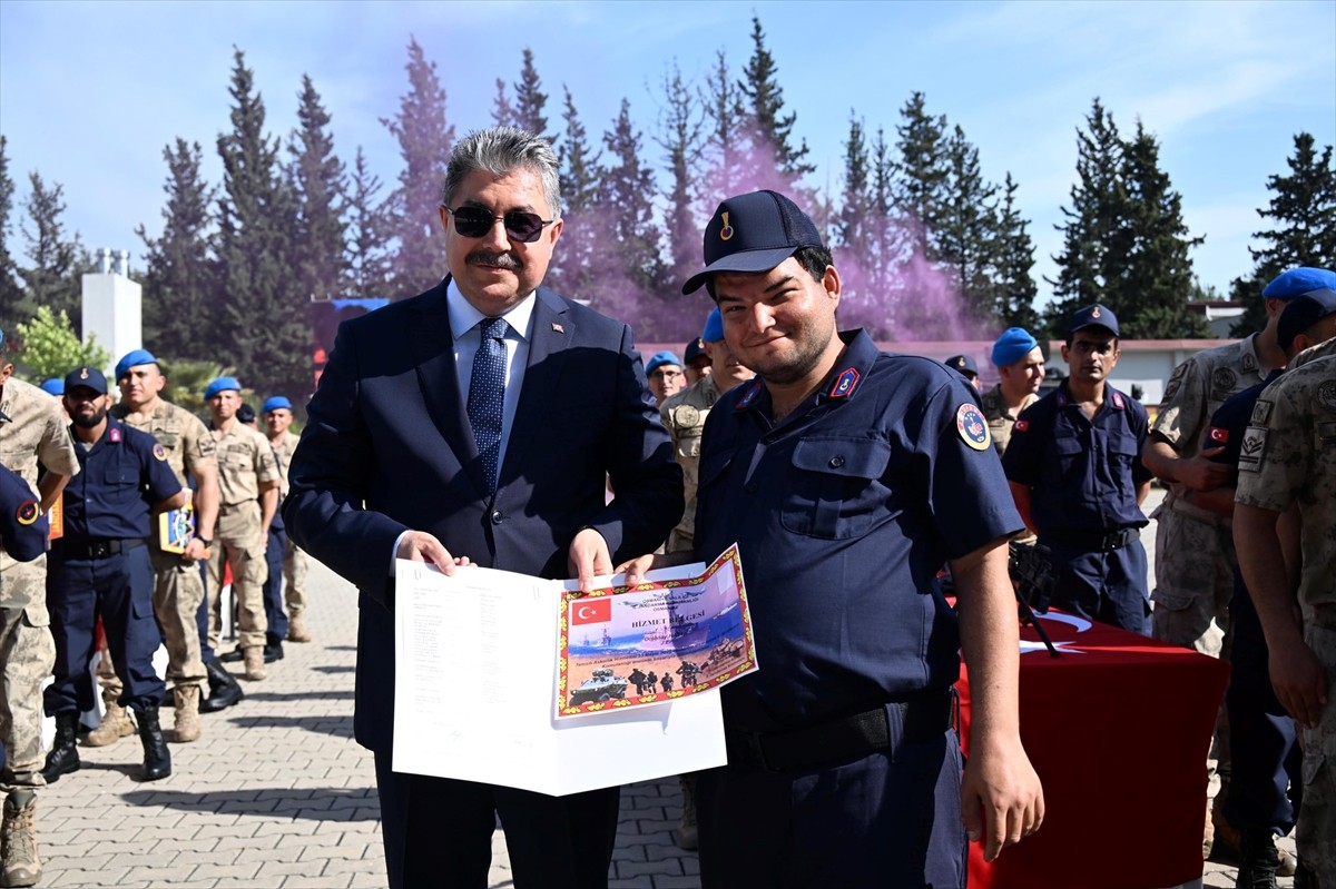 Osmaniye'de 26 engelli birey, bir günlüğüne asker oldu. Törene, Osmaniye Valisi Erdinç Yılmaz...