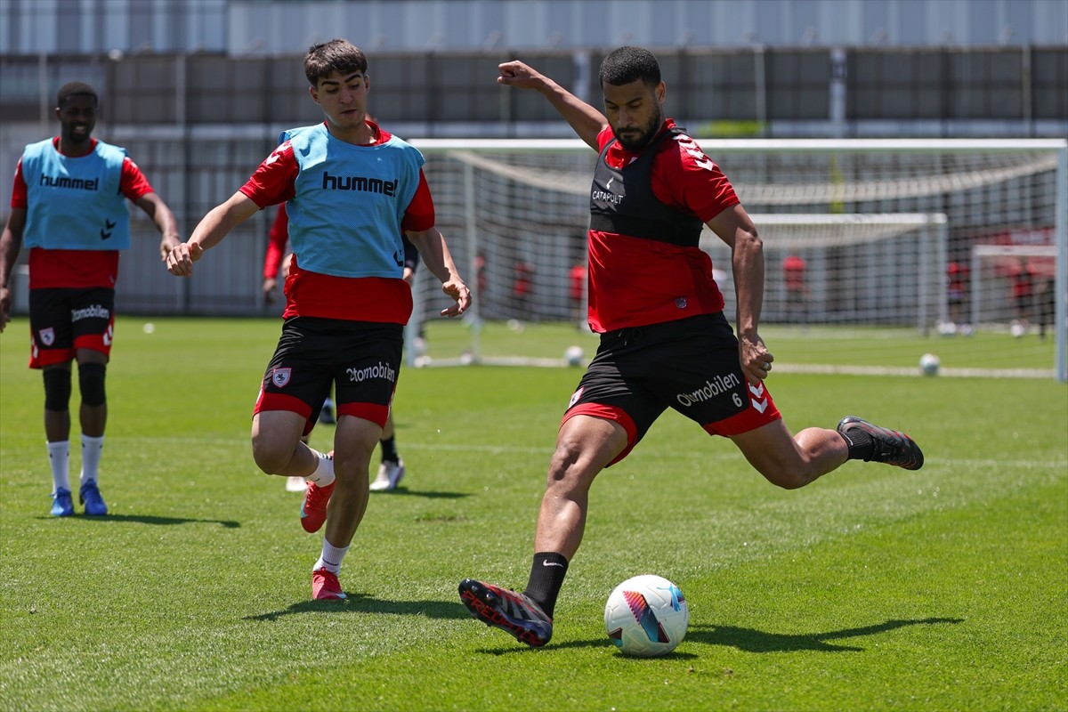 Reeder Samsunspor, Trendyol Süper Lig'in 38. haftasında sahasında oynayacağı Bellona Kayserispor...
