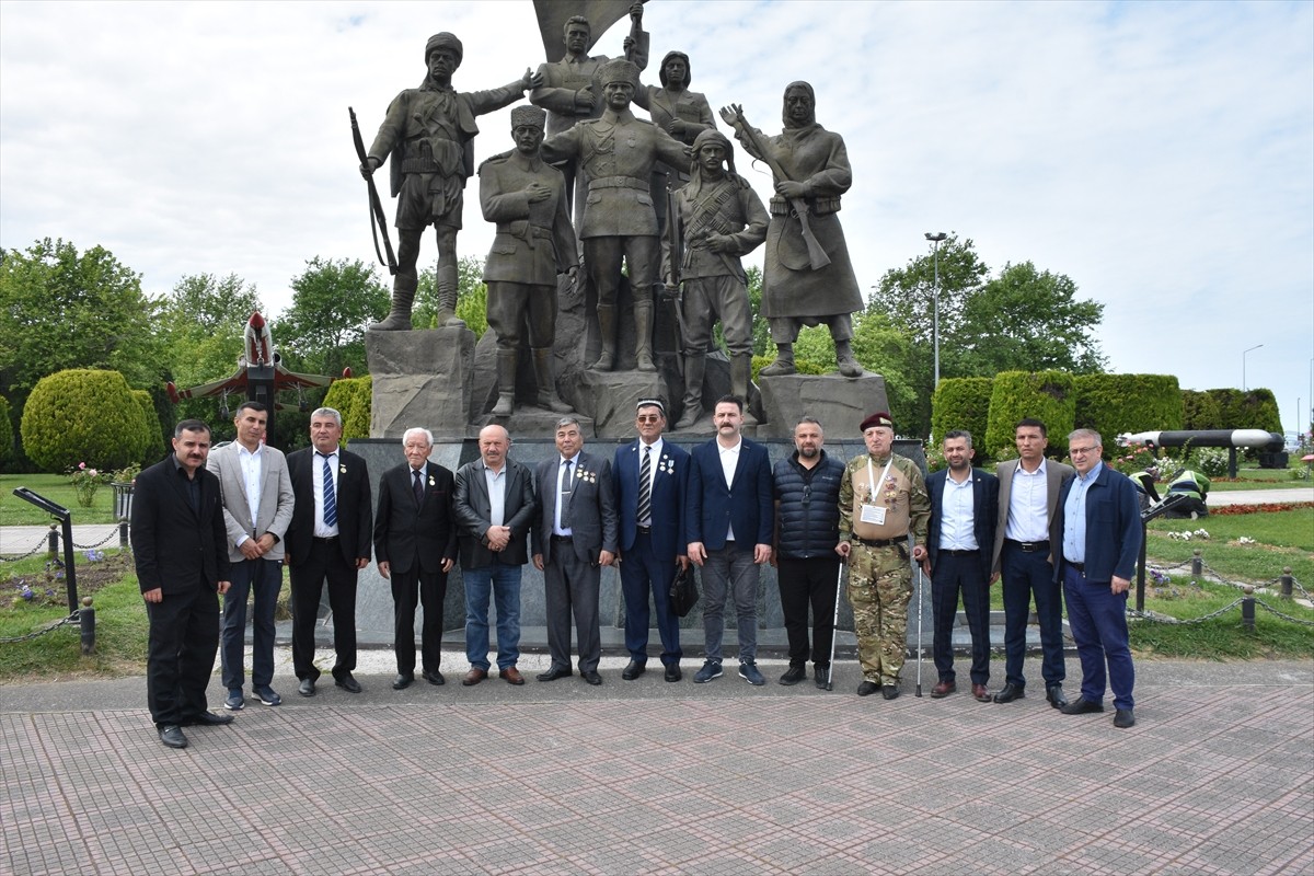Samsun'da yarın gerçekleşecek Büyük Türk Dünyası Kurultayı'na katılacak heyetler, Samsun'da...