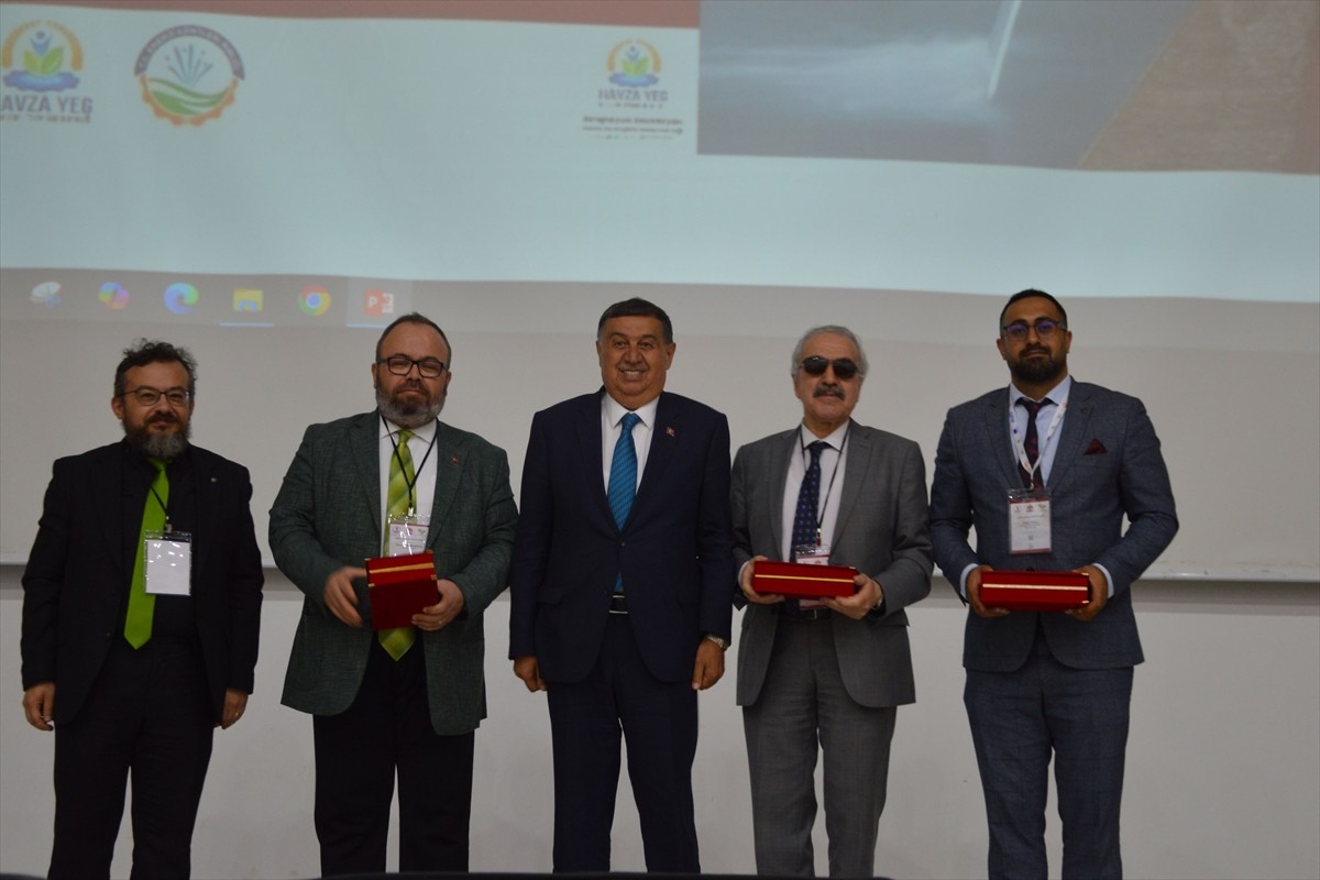 Samsun'un Havza ilçesinde bu yıl 30'ncusu düzenlenen 25 Mayıs Atatürk'ü Anma ve Termal Turizm...