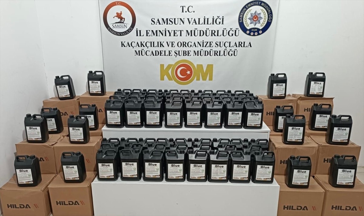 Samsun'un İlkadım ilçesinde düzenlenen operasyonda 1 ton etil alkol ele geçirildi, 2 kişi...