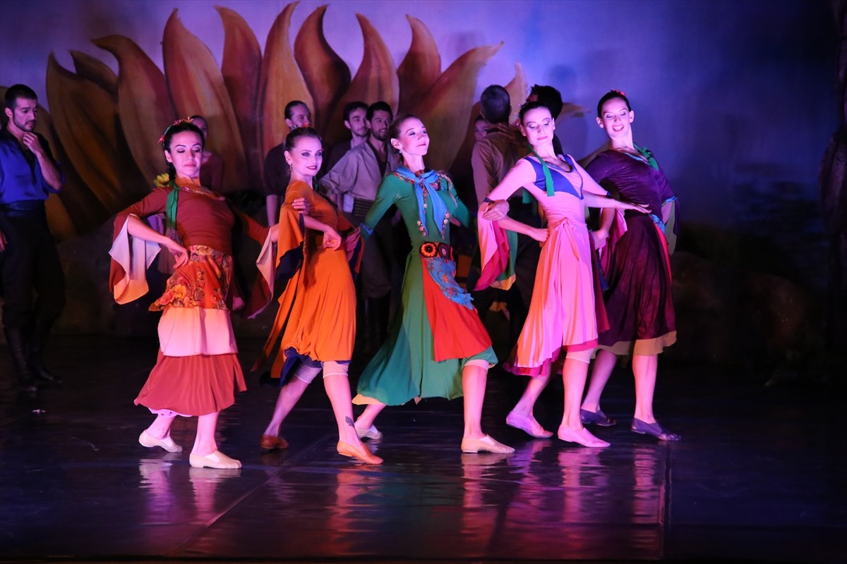 Samsun Devlet Opera ve Balesi (SAMDOB), "Arda Boyları" balesini yarın sanatseverlerle...