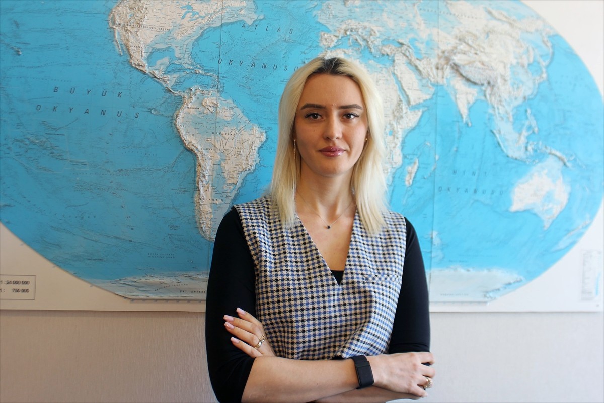 SETA araştırmacısı ve Azerbaycan Hazar Üniversitesi Öğretim Üyesi Gloria Shkurti, AA muhabirine...