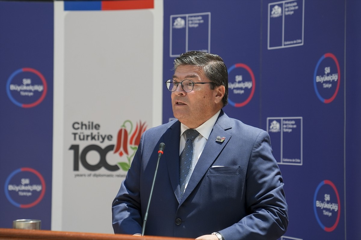 Şili'nin Ankara Büyükelçiliği, Şilili şair ve diplomat Gabriela Mistral'in Nobel Edebiyat Ödülü'nü...