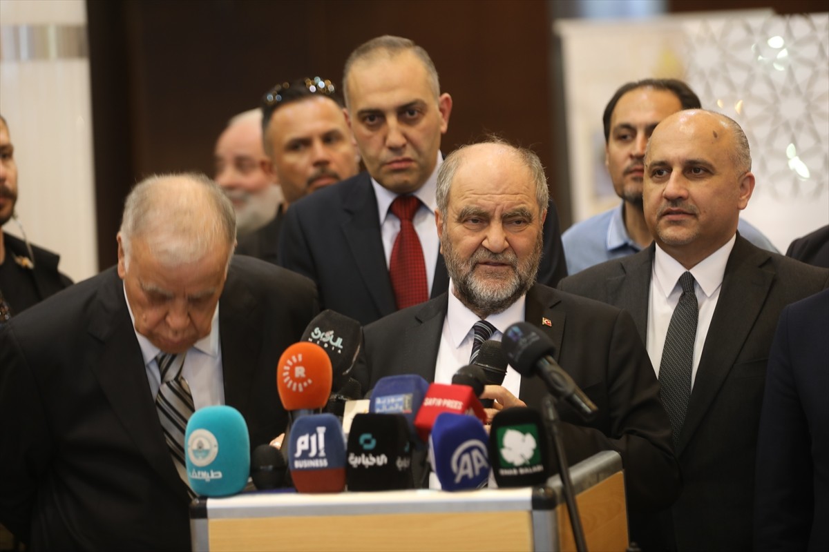 Suriye'de Baas rejiminin yıkılmasının ardından başkent Şam'da, çok sayıda Türk şirketinin...