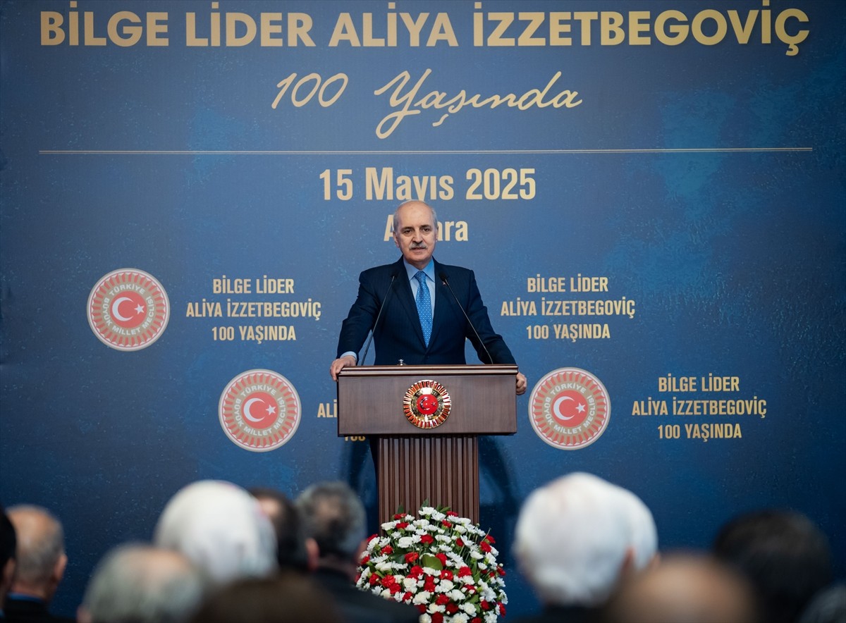 TBMM Başkanı Numan Kurtulmuş, TBMM Tören Salonu'nda düzenlenen "Bilge Lider Aliya İzzetbegoviç 100...