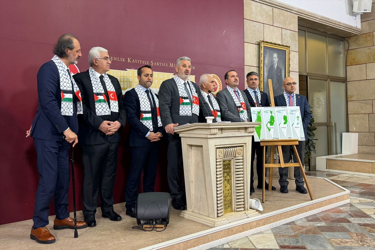 TBMM Türkiye-Filistin Parlamentolar Arası Dostluk Grubu Başkanı ve AK Parti İstanbul Milletvekili...