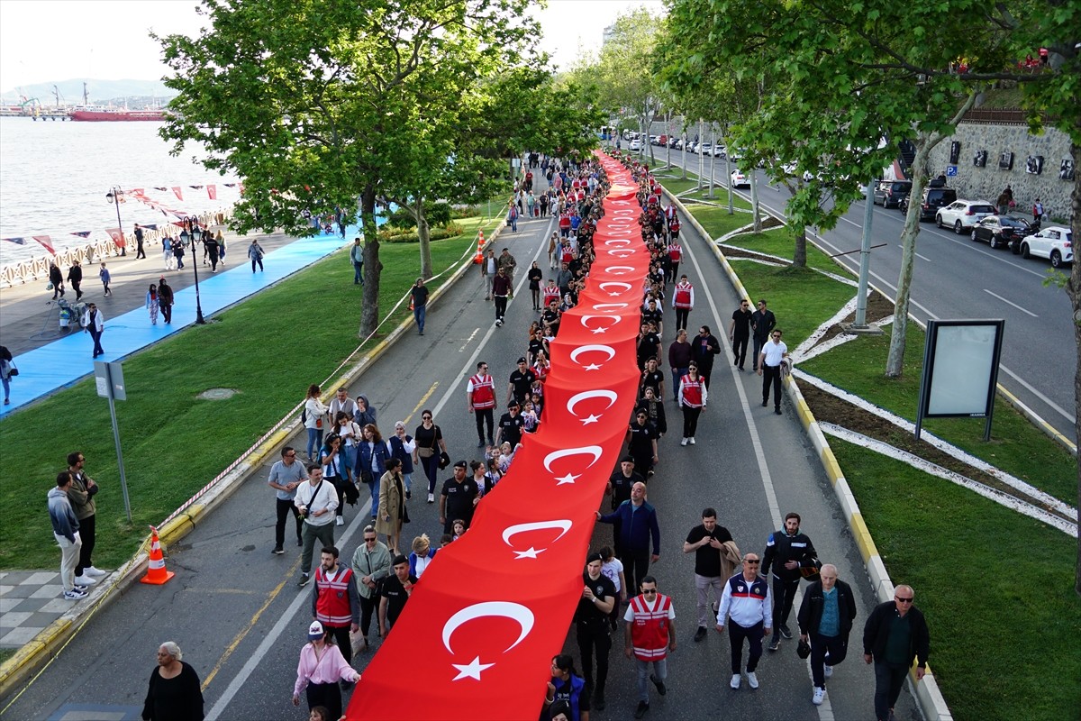 Tekirdağ'da İl Emniyet Müdürlüğü ve İl Gençlik ve Spor Müdürlüğünce 19 Mayıs Atatürk'ü Anma...