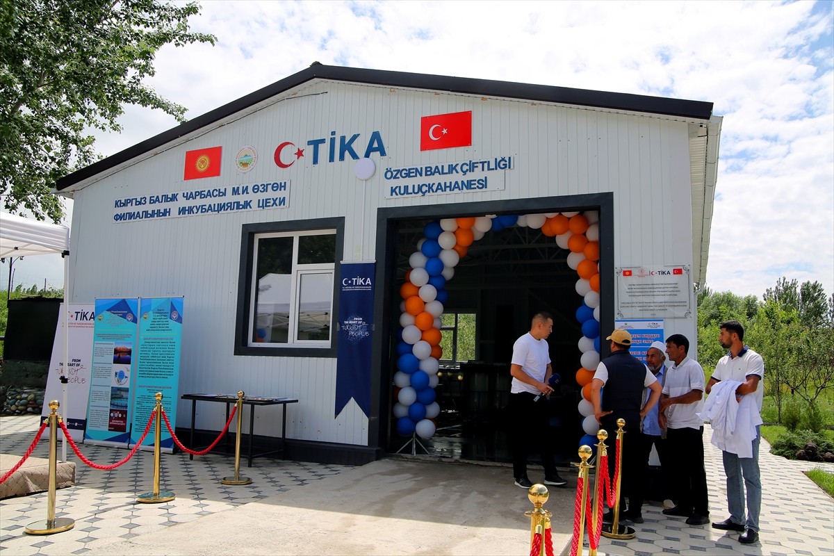 Türk İşbirliği Koordinasyon Ajansı (TİKA), Kırgızistan'ın güneyindeki Oş Bölgesi'ndeki Özgen...