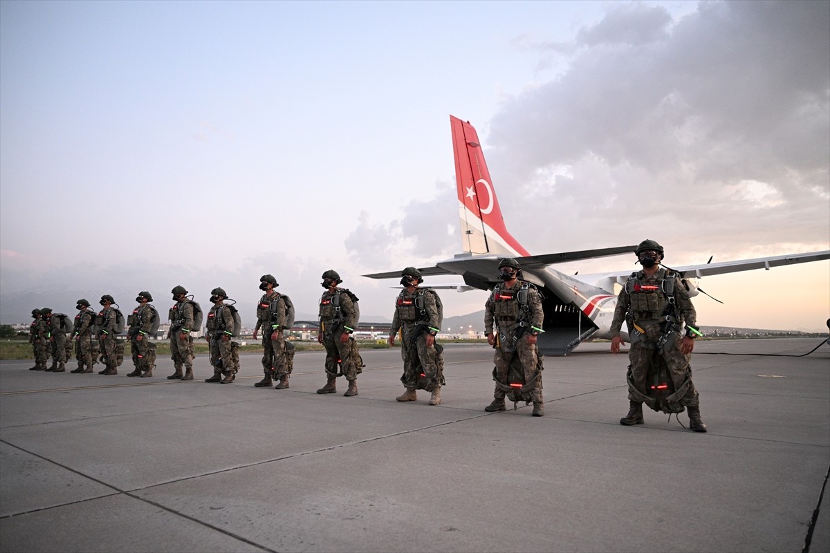 Türk Silahlı Kuvvetlerinin (TSK) Kayseri'de düzenlediği "Erciyes-2025 Tatbikatı"nın seçkin...