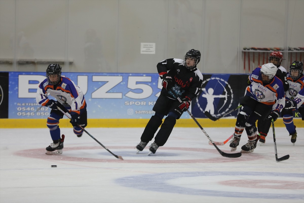 Türkiye Buz Hokeyi Federasyonu 2025 yılı faaliyet programında bulunan U14 Türkiye Şampiyonası...