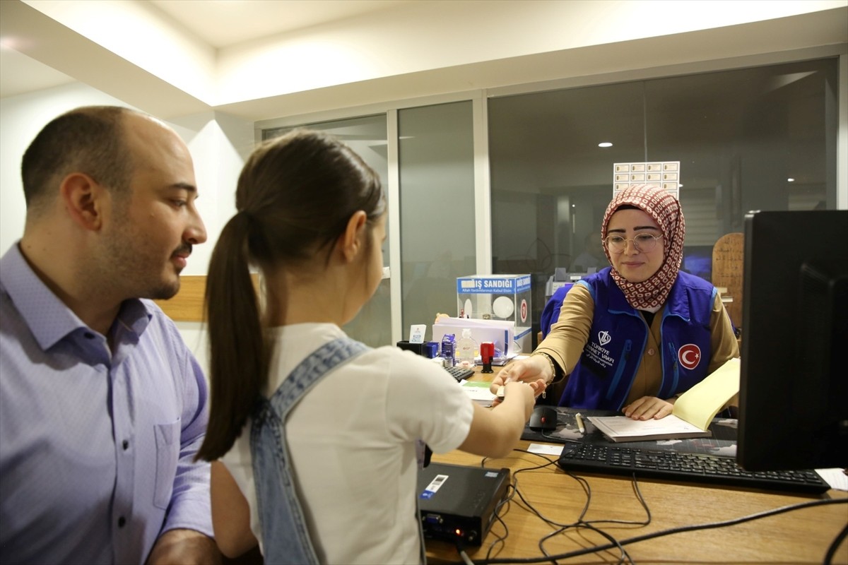 Türkiye Diyanet Vakfı (TDV), gençlerin kurban ibadetiyle tanışmasını sağlamak amacıyla başlattığı...