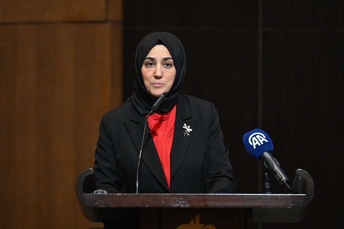 Türkiye Diyanet Vakfı (TDV) Kadın Aile ve Gönüllülük Merkezince düzenlenen "İki İnsan Bir Hayat:...