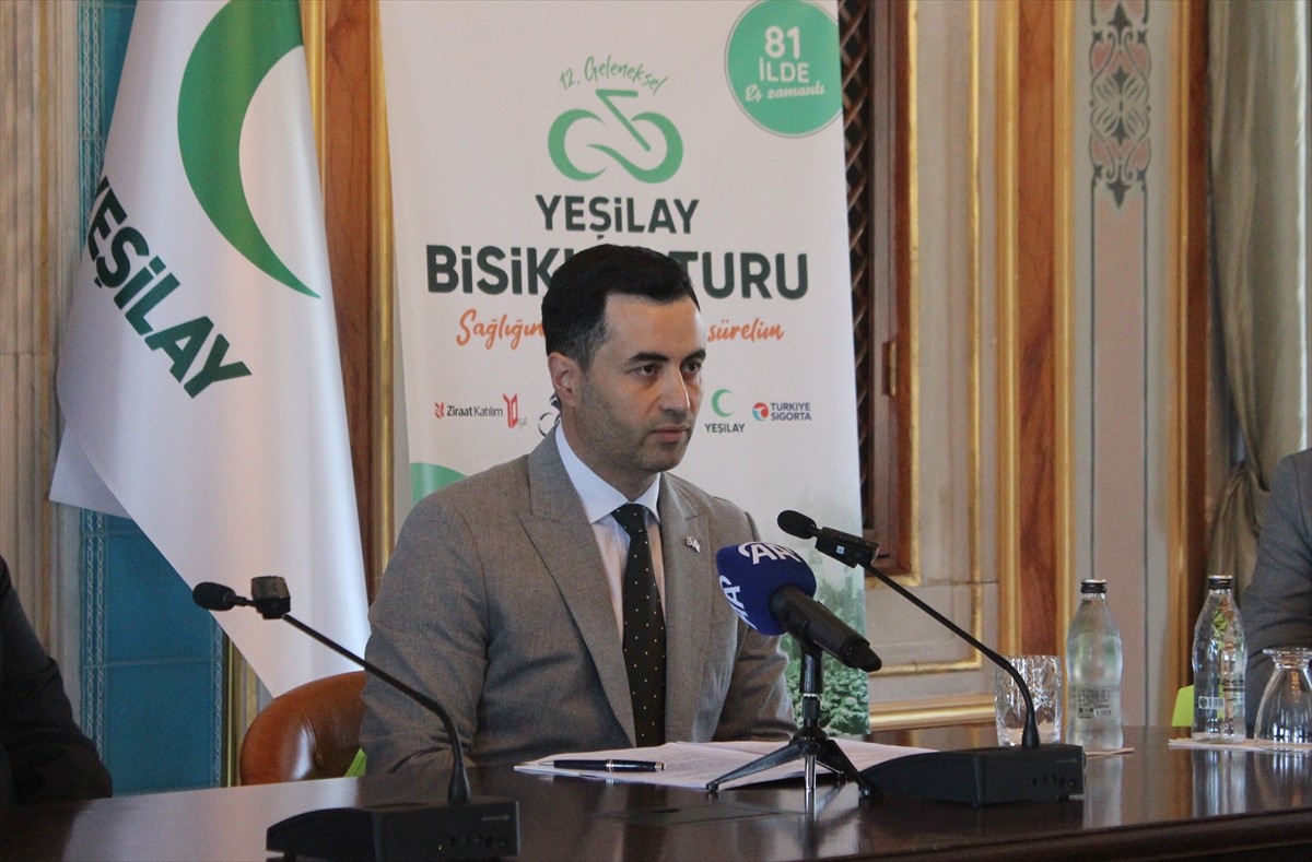 Yeşilay'ın "Sağlıklı yaşamın keyfini birlikte sürelim" sloganıyla bu yıl 12'ncisini düzenlediği...