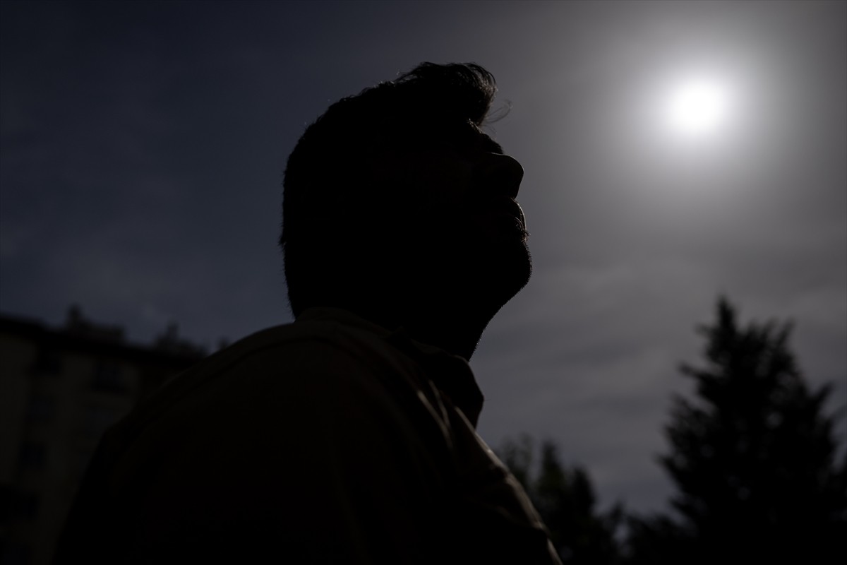 Yeşilay Danışmanlık Merkezinde (YEDAM), aldığı tedaviyle 5 yıl süren madde bağımlılığını geride...