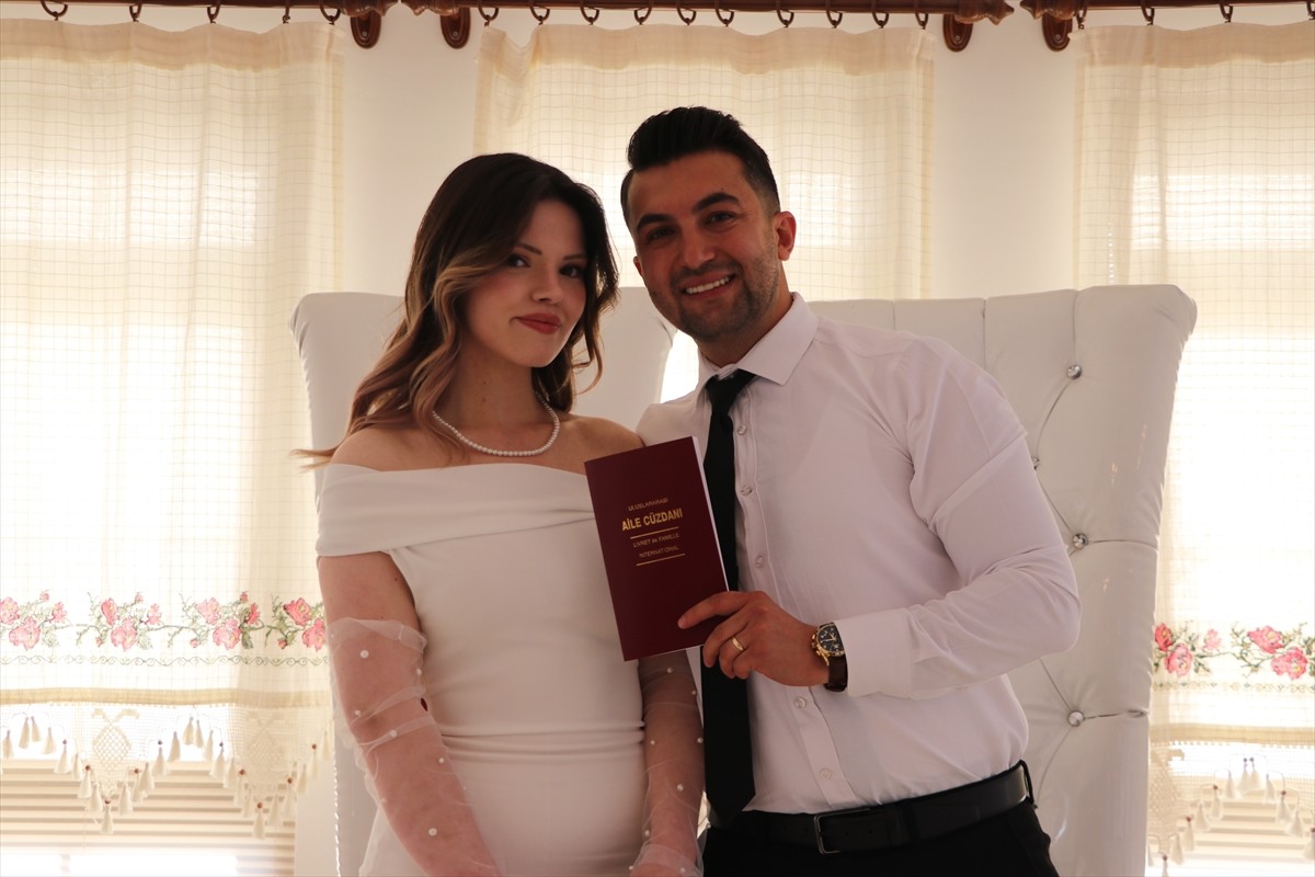 Yozgat'ta çok sayıda çiftin nikah günü olarak, 5 Mayıs 2025'i tercih etmesi, nikah dairelerinde...