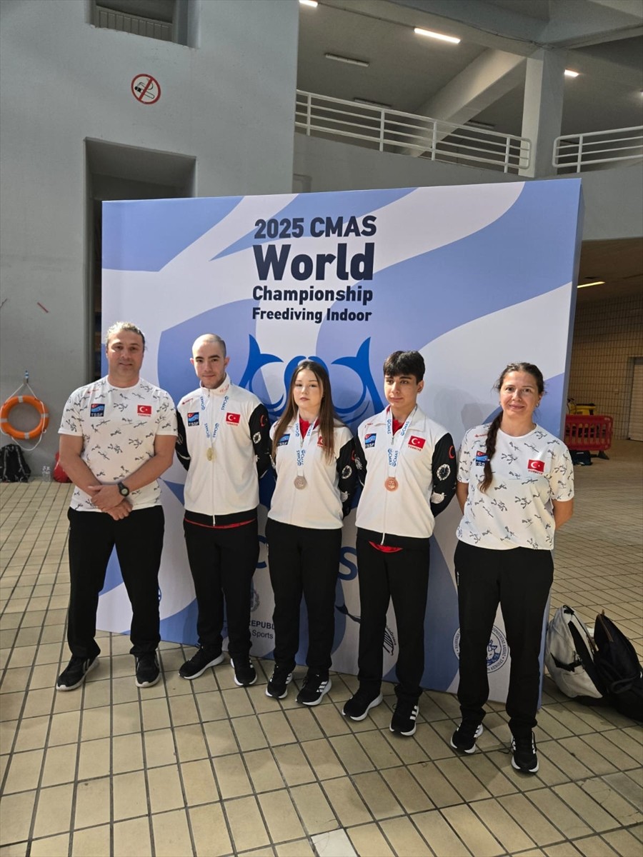 Yunanistan'da düzenlenen Dünya Sualtı Sporları Konfederasyonu (CMAS) Serbest Dalış Havuz Büyükler...