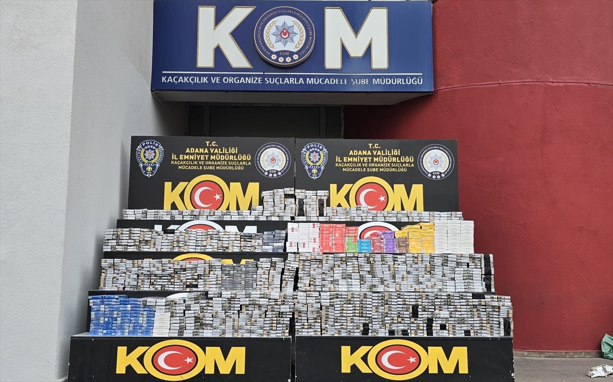 Adana'da gümrük kaçağı 19 bin 900 elektronik sigara likidi ve 14 bin 100 paket sigara ele...