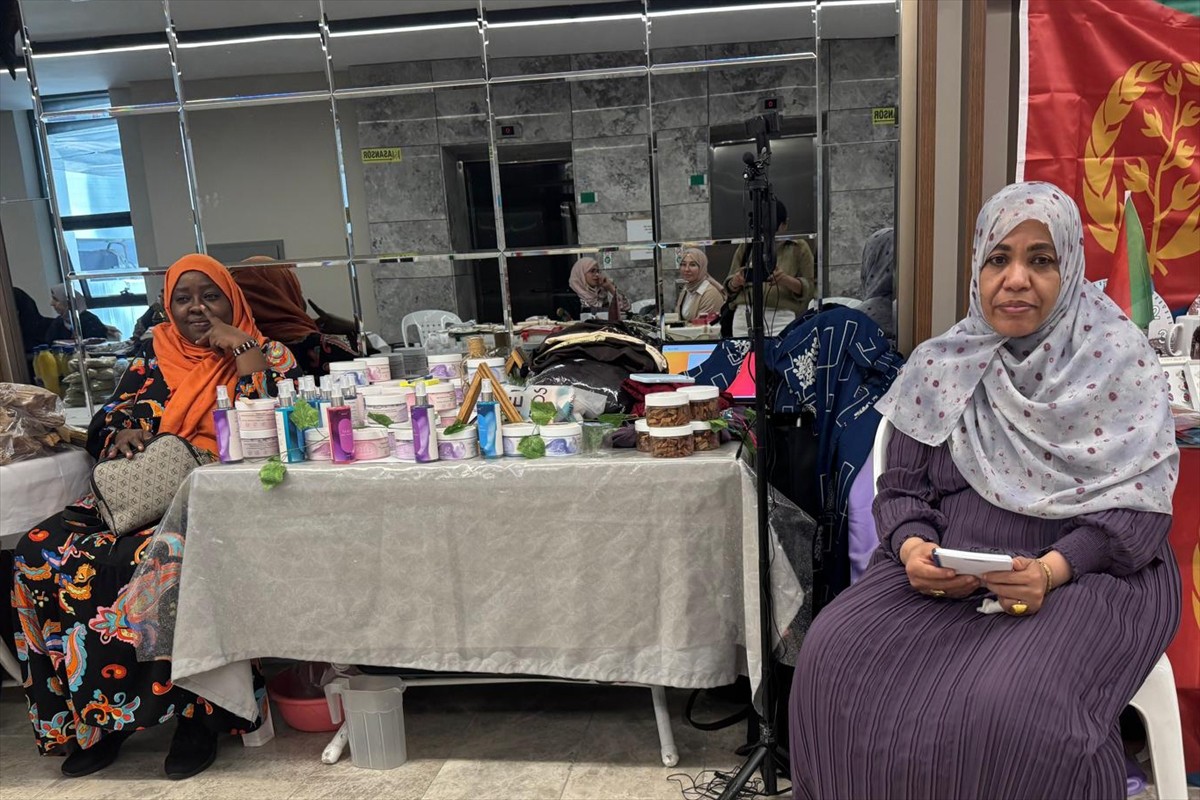 Afrika Günü, Türkiye'de yaşayan Afrikalı öğrencilerin ve ailelerin katılımıyla İstanbul'da...