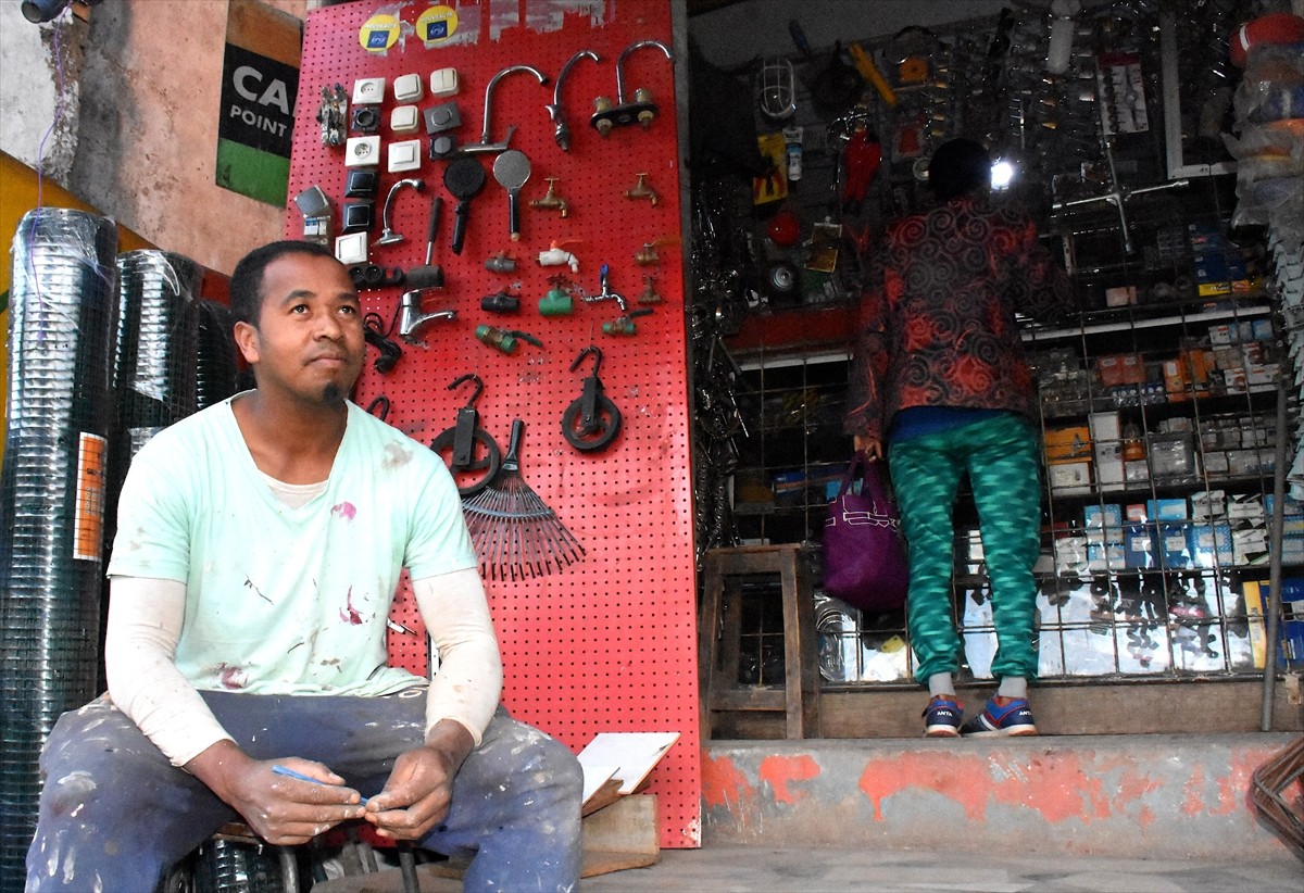 Afrika kıtasının doğusunda dünyanın en yoksul ülkeleri arasında yer alan Madagaskar, var olan...