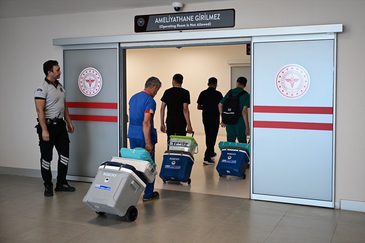 Antalya'nın Kaş ilçesinde, darp sonucu ağır yaralanan ve tedavi gördüğü hastanede beyin ölümü...