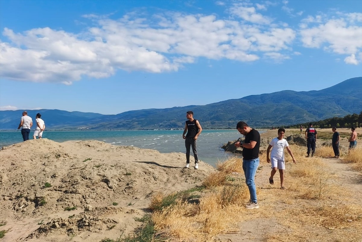 Bursa'nın Orhangazi ilçesinde kaybolan iki kuzenin bulunması için ekiplerce çalışma...
