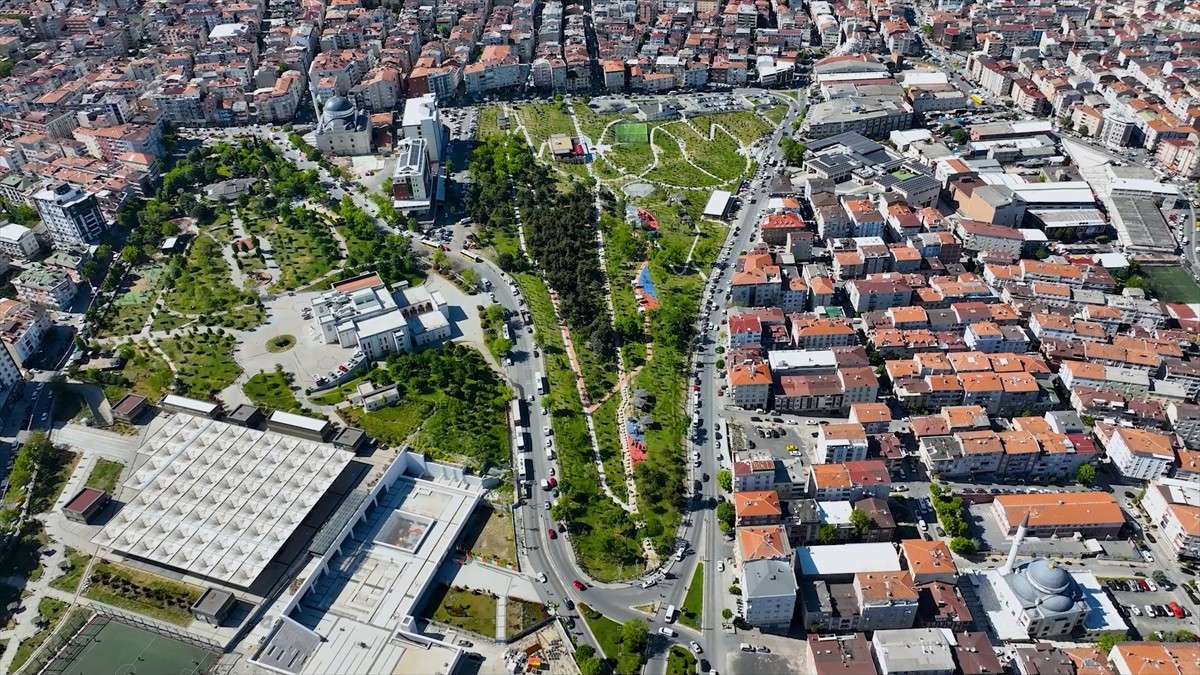 Çevre, Şehircilik ve İklim Değişikliği Bakanı Murat Kurum, İstanbul'da 3 ilçenin kesişim...