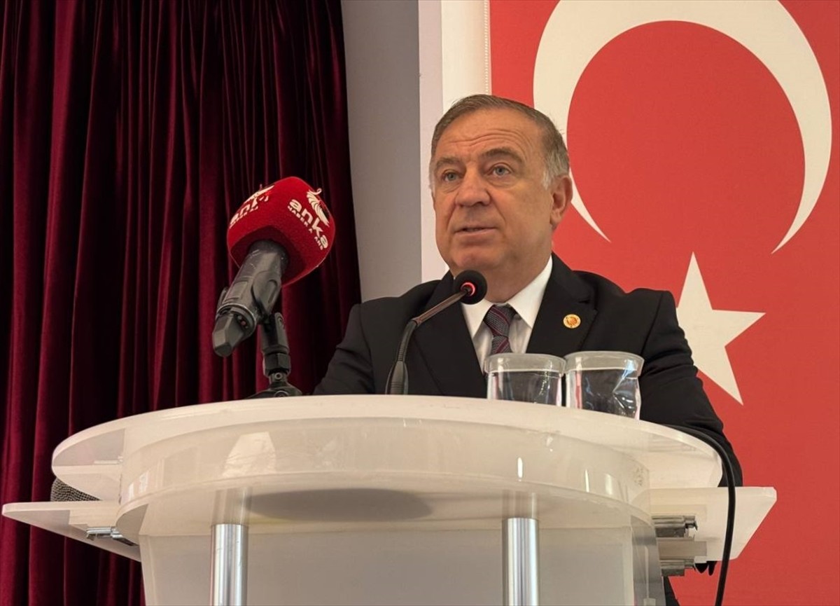 CHP Genel Başkan Yardımcısı Gökan Zeybek, CHP İstanbul İl Başkanlığı Doğa ve Çevre Komisyonu...