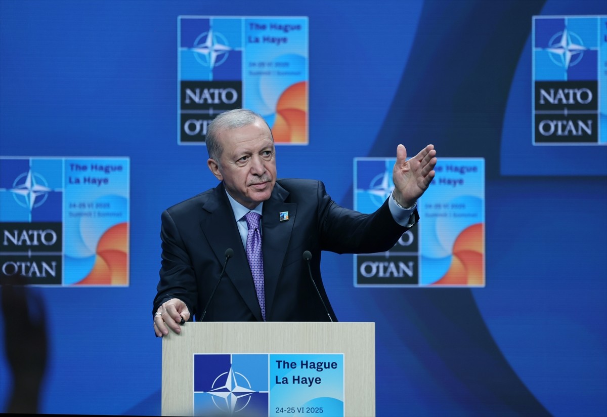 Cumhurbaşkanı Recep Tayyip Erdoğan, Lahey’de World Forum'da gerçekleştirilen NATO Devlet ve...