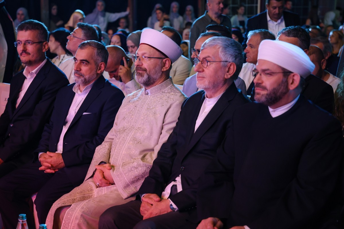 Diyanet İşleri Başkanı Ali Erbaş, Arnavutluk'taki Hacı Şeyh Şamia İşkodra İmam Hatip Lisesinin...