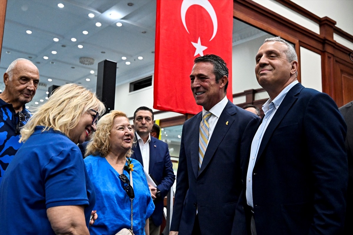 Fenerbahçe Kulübünde Kurban Bayramı dolayısıyla geleneksel bayramlaşma töreni düzenlendi....