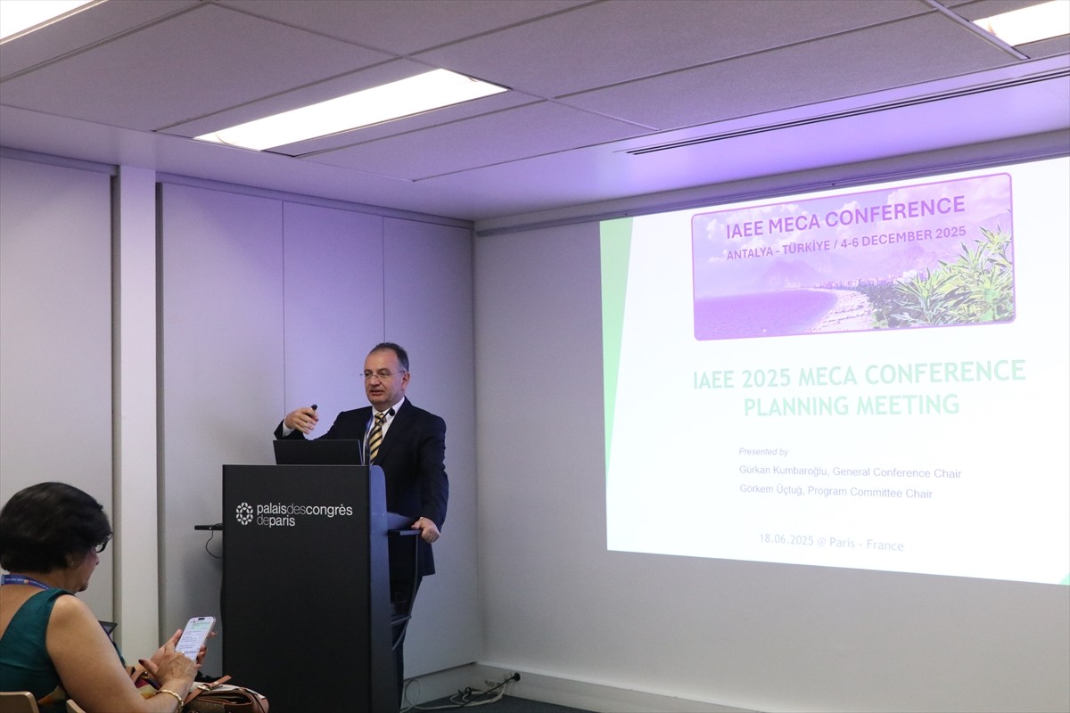 Fransa'da, 4-6 Aralık'ta Antalya'da gerçekleşecek Uluslararası Enerji Ekonomisi Derneği (IAEE)...