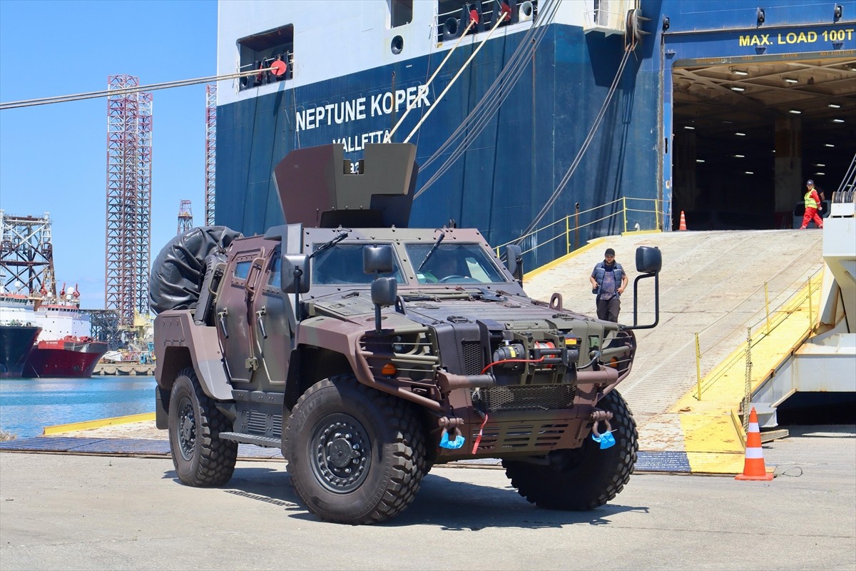 Geçen yıl Romanya Savunma Bakanlığının ihtiyaçları için 1059 adet COBRA II 4x4 zırhlı araç...