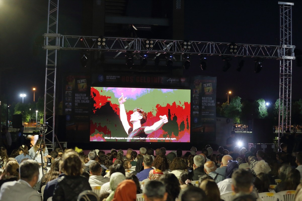 Hayvancılık ve tarımla geçimini sağlayan Çorum'un Osmancık ilçesine bağlı Başpınar köyünde yetişen...