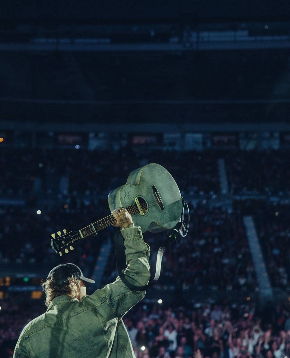 İngiliz şarkıcı James Arthur, 23 Ağustos'ta İstanbul Lifepark sahnesinde müzikseverlerle...