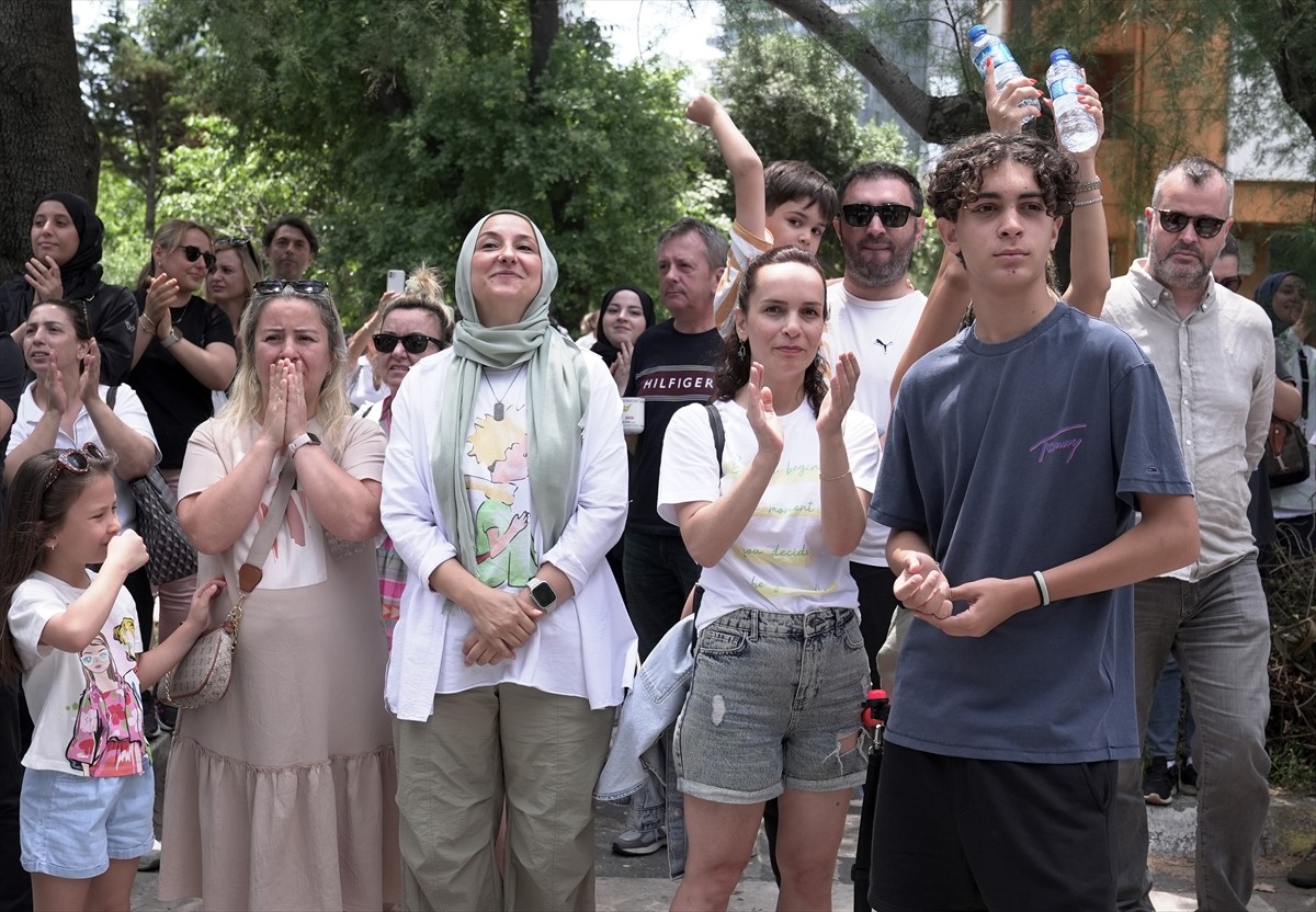 İstanbul'da, Milli Eğitim Bakanlığınca (MEB) 8'inci sınıf öğrencilerine yönelik düzenlenen...