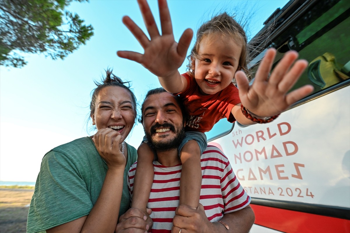 İstanbul'da sürdürdükleri düzenli hayatı geride bırakarak, uzun süredir karavanda yaşayan uzman...
